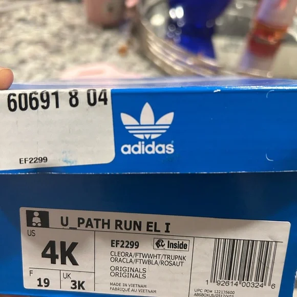 Adidas Kids Peach Sneakers New - Picture 5 of 5